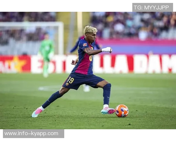 皇马球迷回应亚马尔嘲讽：明天让他们见识我们的实力